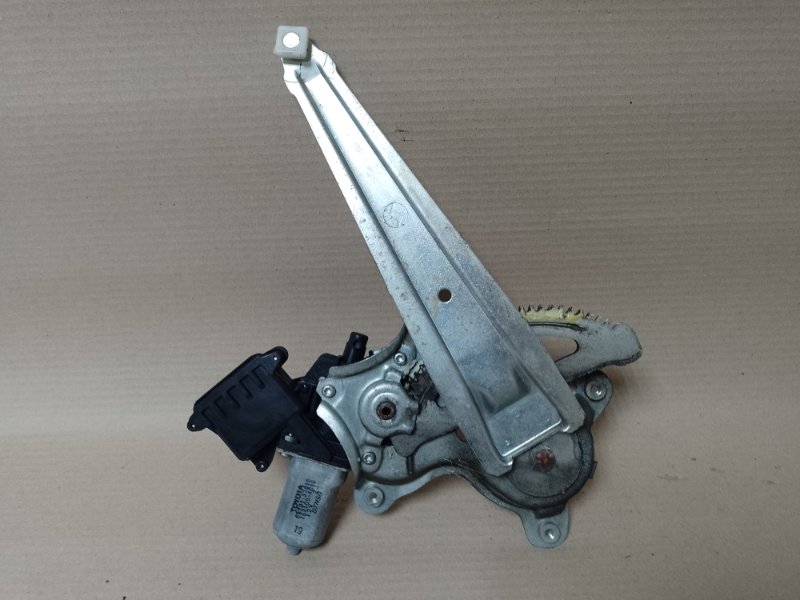 Стеклоподъемник задний левый CAMRY 40 06-11