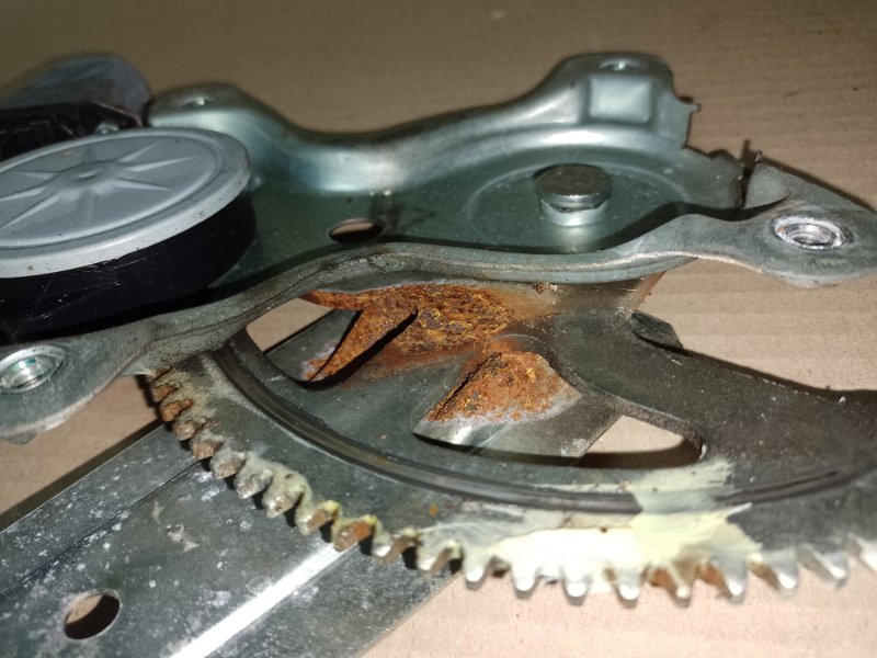 Стеклоподъемник задний левый TOYOTA CAMRY 40 06-11