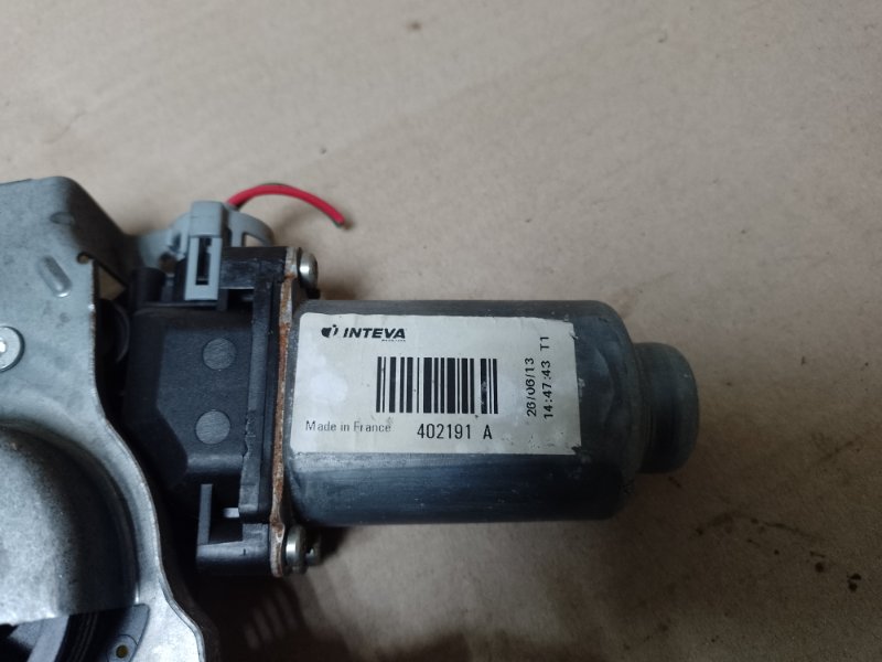 Стеклоподъемник задний левый NISSAN QASHQAI 07-14 Стеклоподъемник задний левый NISSAN QASHQAI 07-14