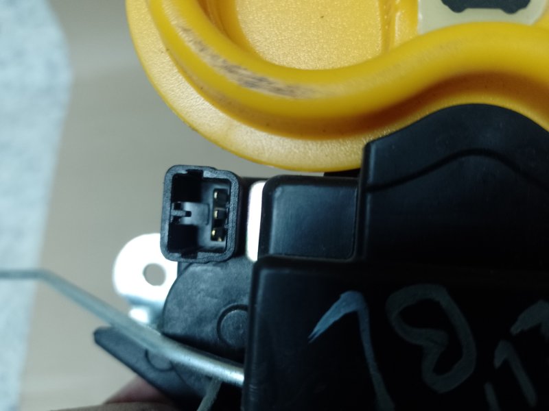 Замок крышки багажника HYUNDAI ELANTRA HD 06-11