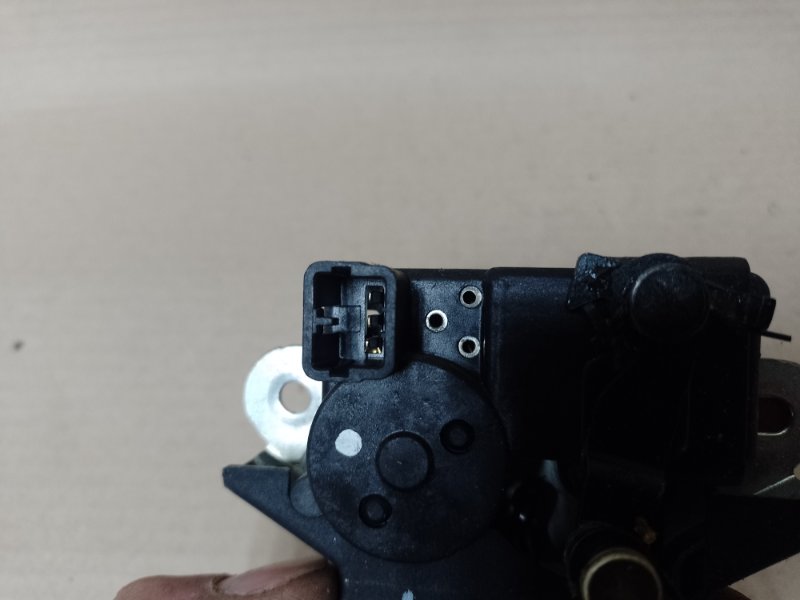 Замок крышки багажника HYUNDAI ELANTRA HD 06-11