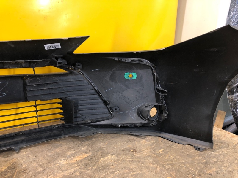 Бампер передний COROLLA 18-