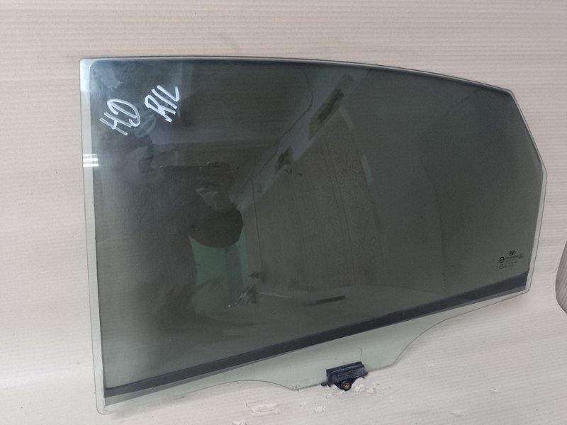 Стекло двери заднее левое HYUNDAI ELANTRA HD 06-11 83411-2H010 Б/У