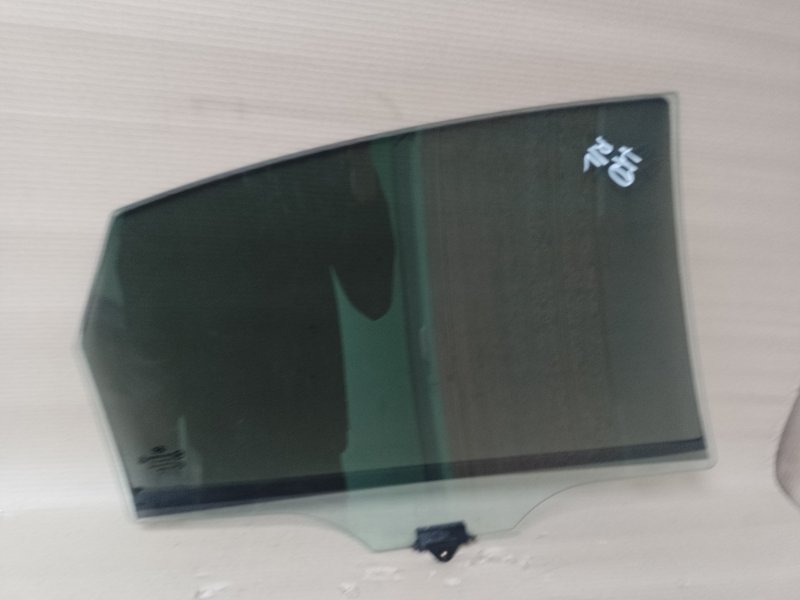 Стекло двери заднее левое ELANTRA HD 06-11