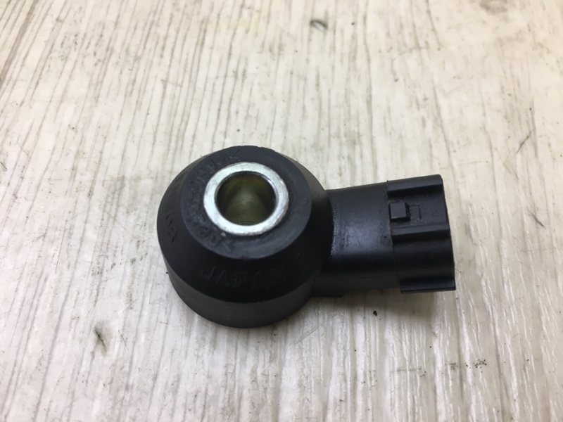 Датчик детонации NISSAN ALTIMA L31 01-06 2002 3.5 VQ35DE 220602Y000 Б/У