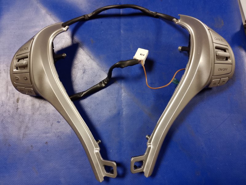Кнопки на руль NISSAN X-TRAIL/ROGUE T32 13-20 25550-4BG3A Б/У