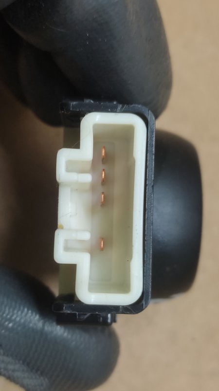 Кнопка регулировки сиденья передняя левая CAMRY 55 14-17 2015 2.5 2ARFE