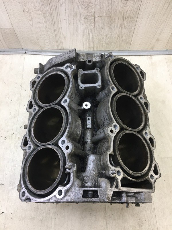 Блок двигателя ALTIMA L31 01-06 2002 3.5 VQ35DE