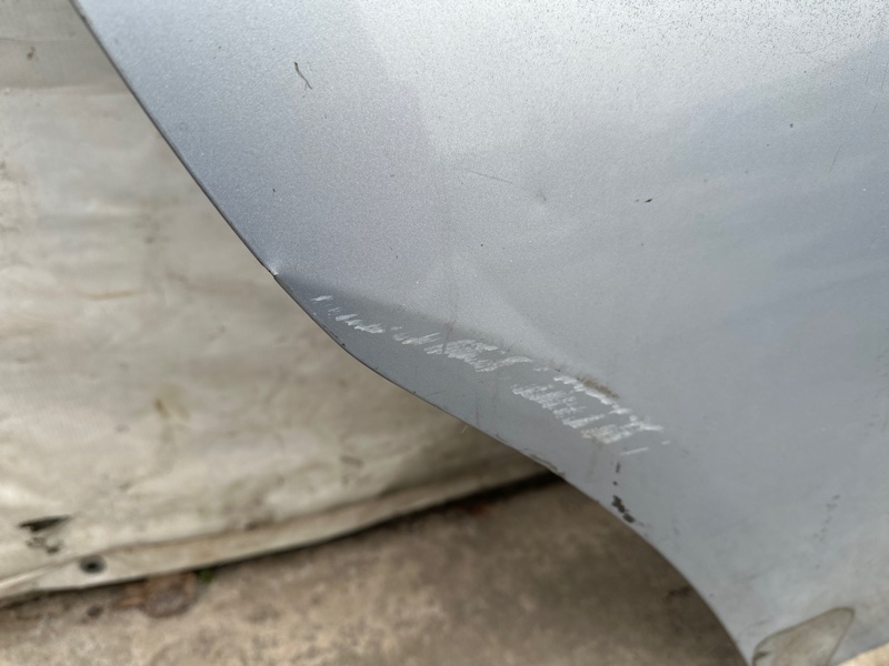 Дверь задняя правая AURIS 06-12