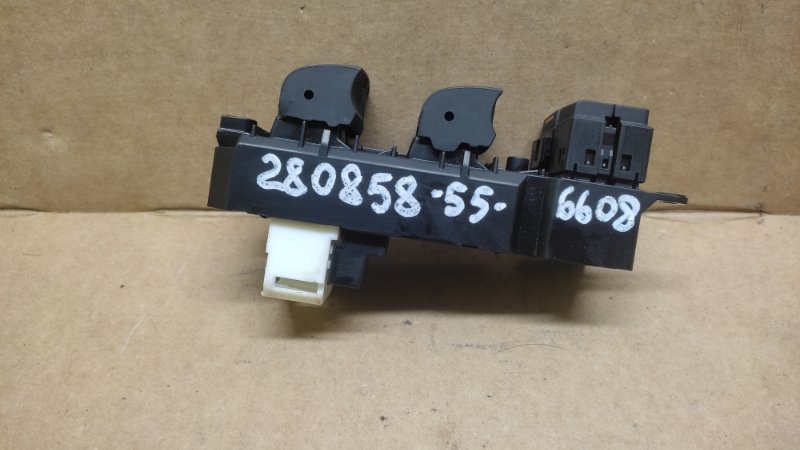 Блок управления стеклоподъемниками передний левый CAMRY 55 14-17 2015 2.5 2ARFE