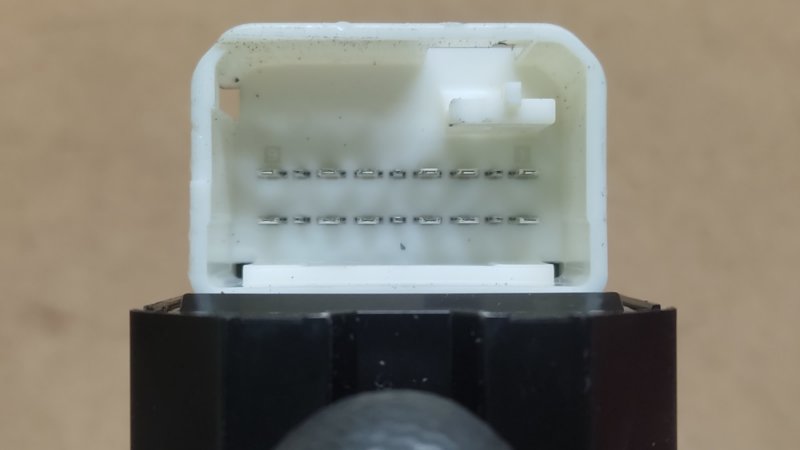 Блок управления стеклоподъемниками передний левый CAMRY 55 14-17 2015 2.5 2ARFE