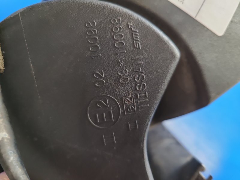 Зеркало левое NISSAN LEAF 10-17