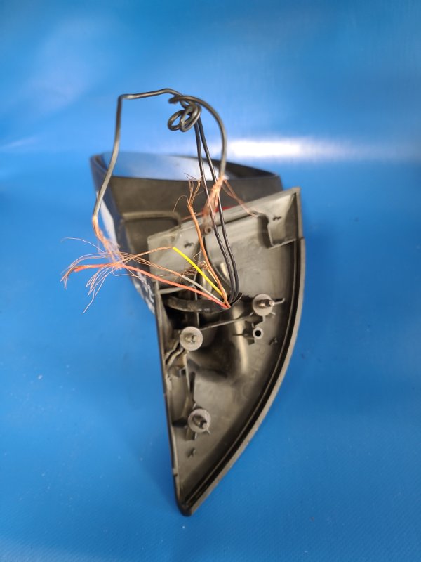 Зеркало левое LEAF 10-17