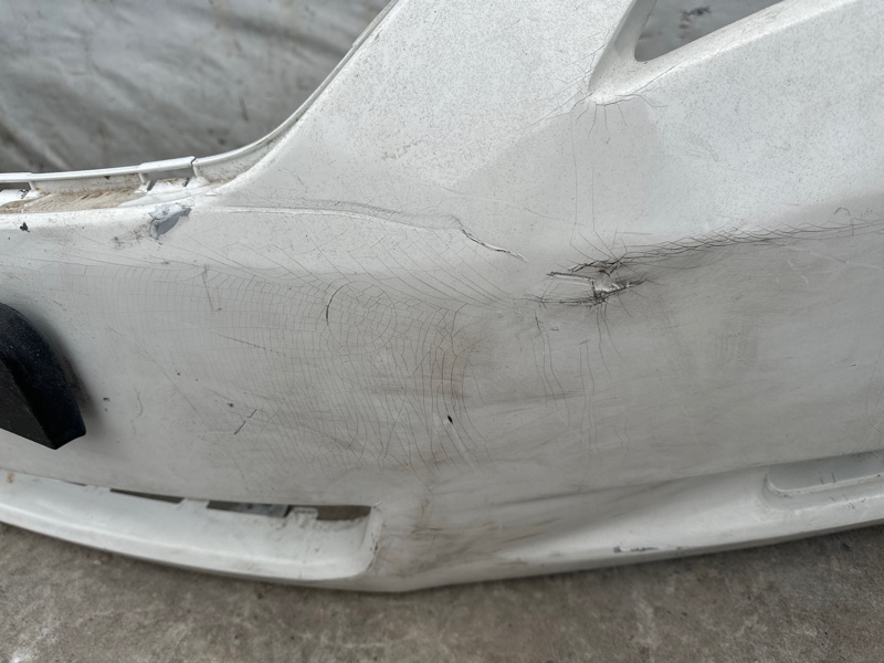 Бампер передний CAMRY 40 06-11