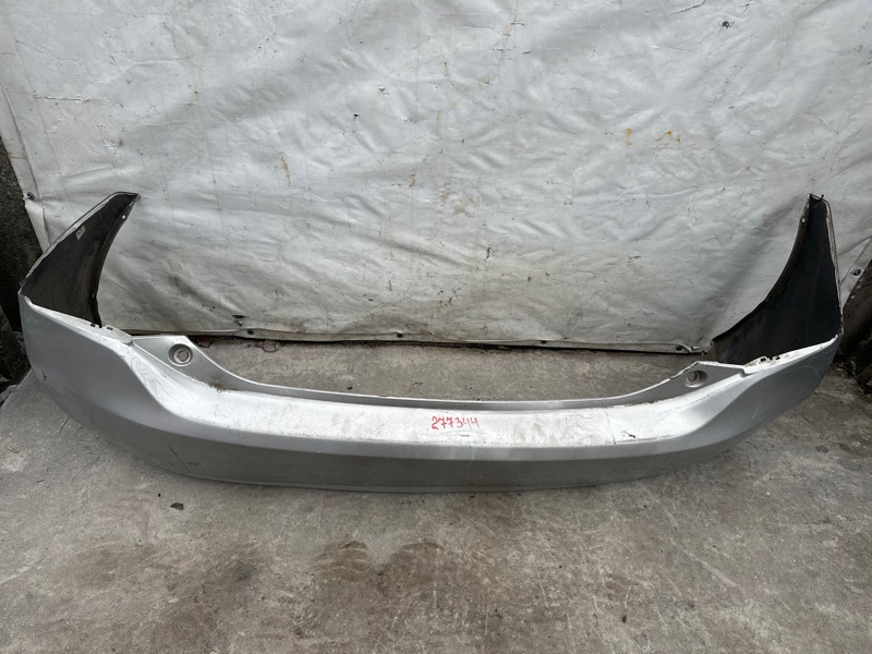 Бампер задний PRIUS - 30 09-17