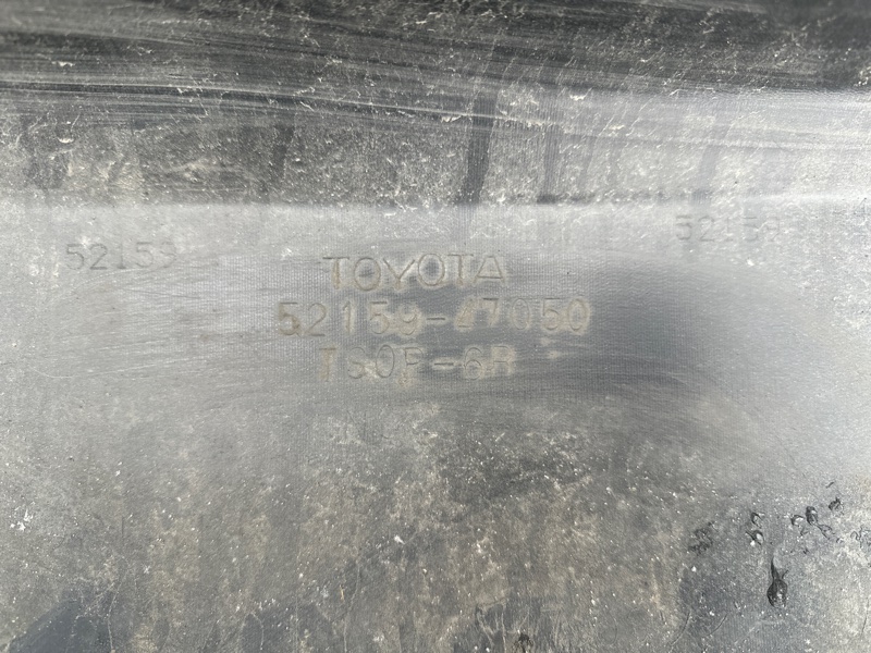 Бампер задний PRIUS - 30 09-17