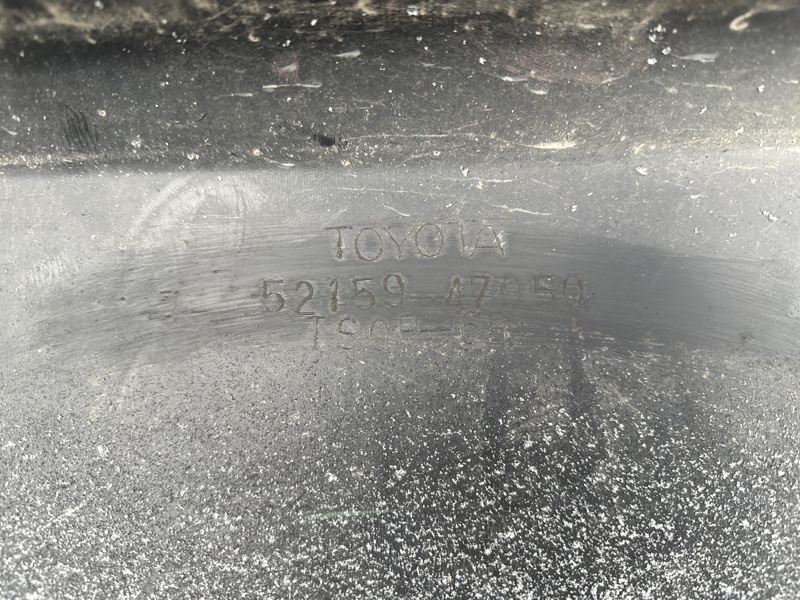 Бампер задний PRIUS - 30 09-17