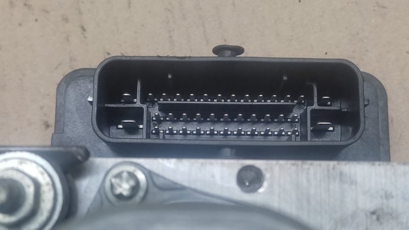 Блок ABS CAMRY 55 14-17 2015 2.5 2ARFE