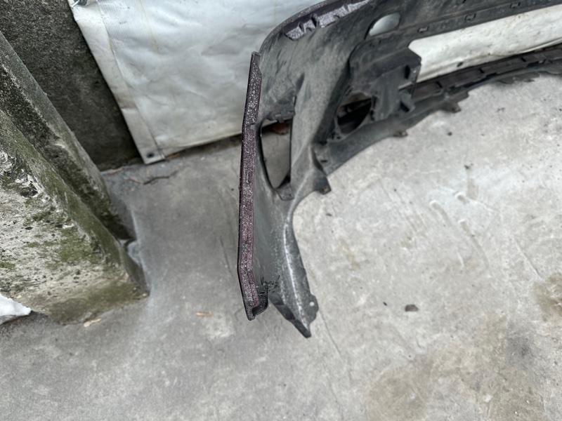 Бампер передний PRIUS - 30 09-17