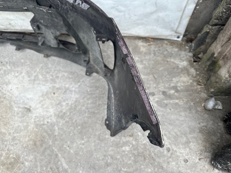 Бампер передний PRIUS - 30 09-17