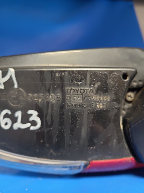 Зеркало левое TOYOTA PRIUS - 30 09-17