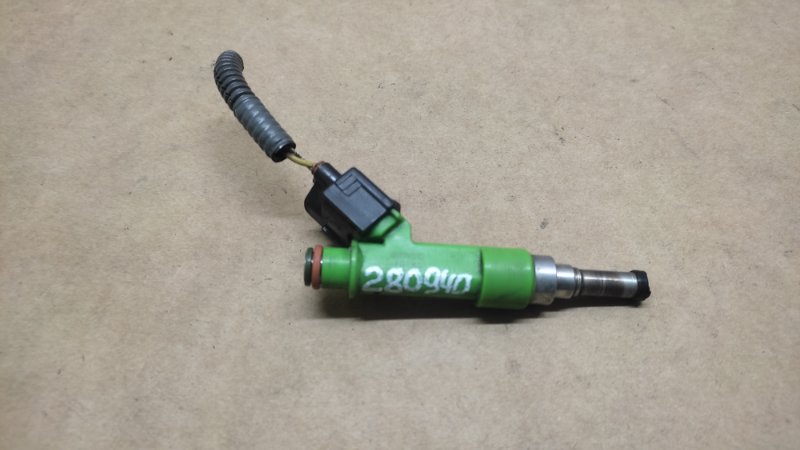 Запчасть форсунка топливная TOYOTA CAMRY 55 14-17 2015 2.5 2ARFE 23209-09175 Б/У Форсунка топливная TOYOTA CAMRY 55 14-17 2015 2.5 2ARFE 23209-09175 Б/У