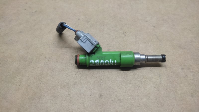 Форсунка топливная TOYOTA CAMRY 55 14-17 2015 2.5 2ARFE 23209-09175 Б/У