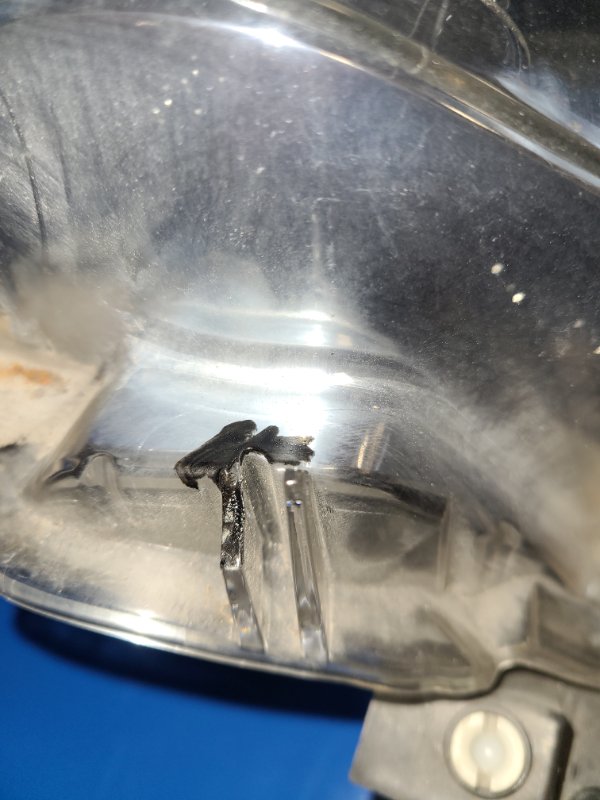 Фара правая LEAF 10-17 Фара правая LEAF 10-17