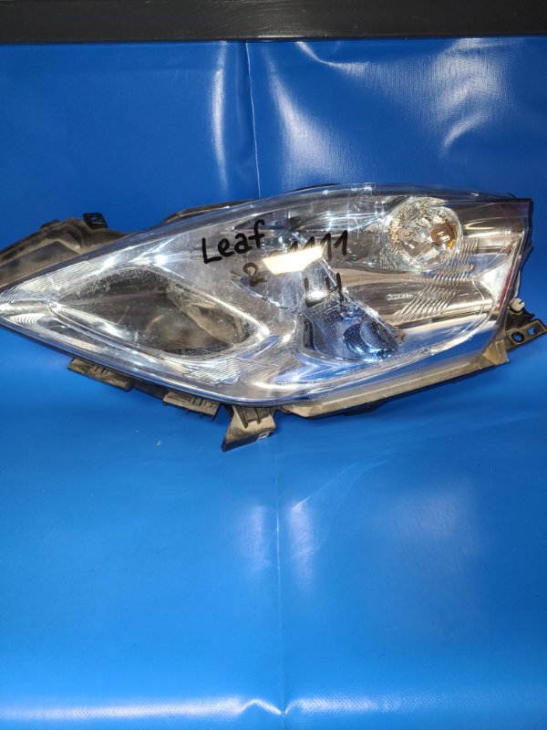 Запчасть фара левая NISSAN LEAF 10-17 26060-9RB0A Б/У Фара левая NISSAN LEAF 10-17 26060-9RB0A Б/У