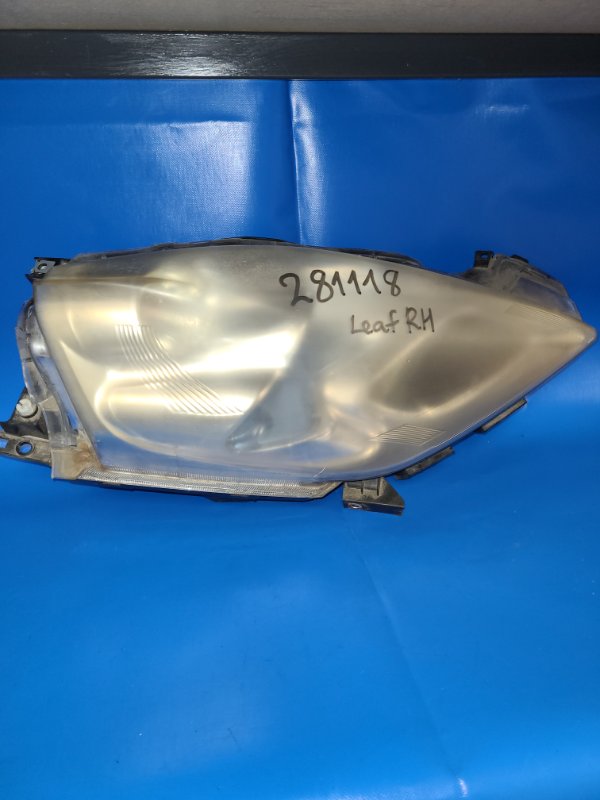 Фара передняя правая NISSAN LEAF 10-17 26010-9RB0A Б/У