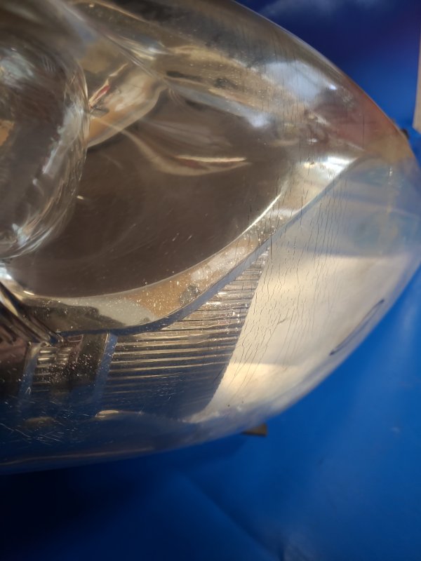 Фара правая LEAF 10-17 Фара правая LEAF 10-17