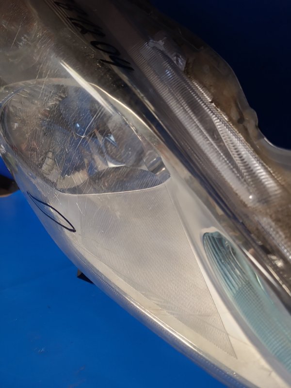 Фара правая LEAF 10-17 Фара правая LEAF 10-17