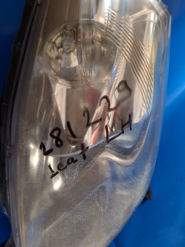 Фара левая LEAF 10-17