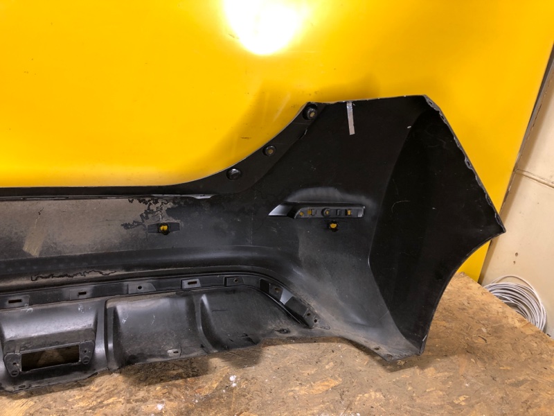 Бампер задний LEAF 18- Бампер задний LEAF 18-