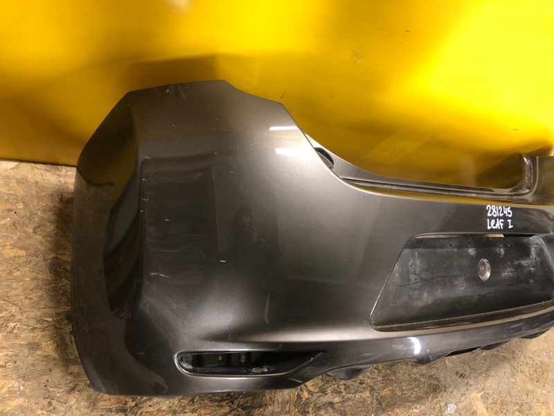 Бампер задний NISSAN LEAF 10-17