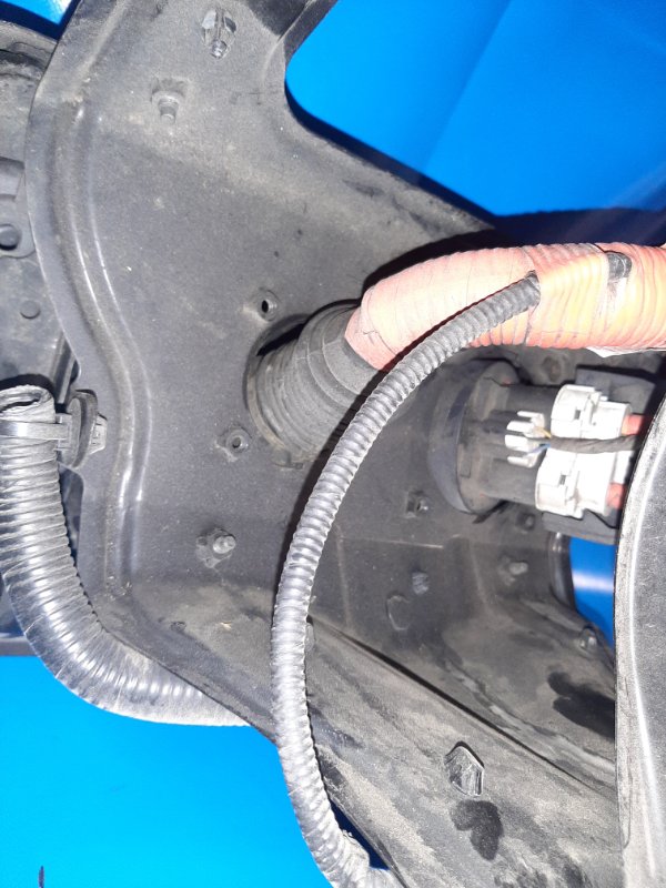 Зарядное гнездо (розетка) LEAF 10-17