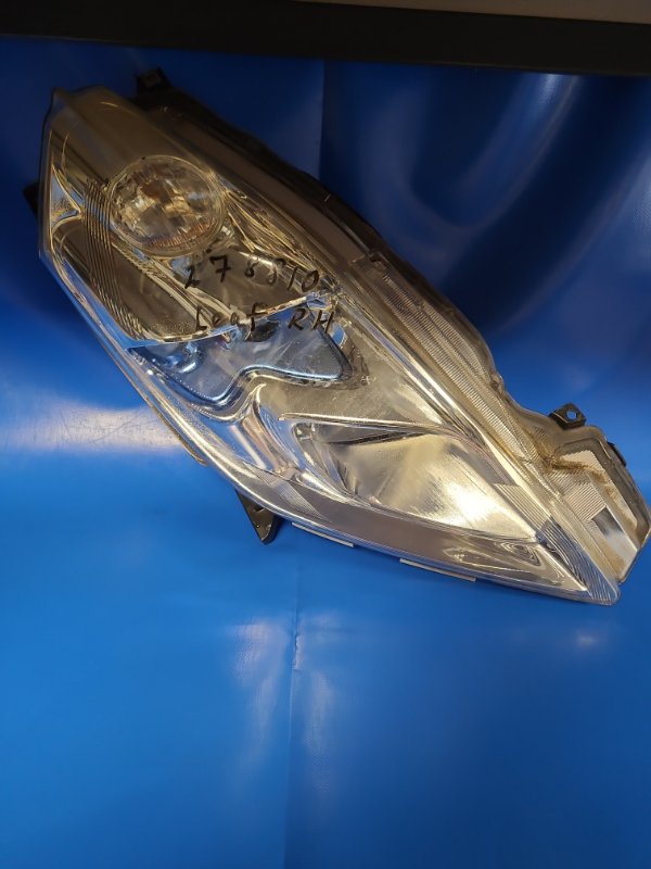 Фара правая NISSAN LEAF 10-17 26010-9RB0A Б/У