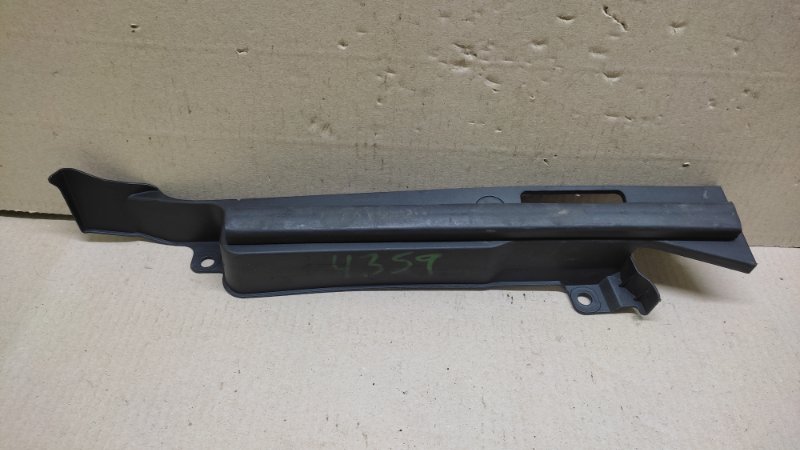 Пыльник крыла передний левый KIA SORENTO XM 09-14 2009 2.4 84156-2P010 Б/У