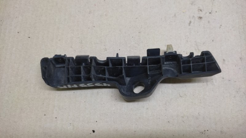 Кронштейн переднего бампера (на крыле) передний правый SORENTO XM 09-14 2009 2.4