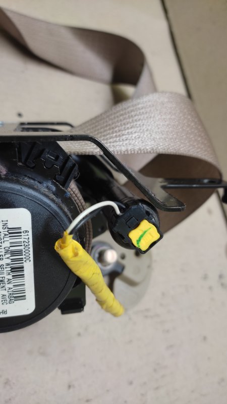 Ремень безопасности передний правый SORENTO XM 09-14 2009 2.4