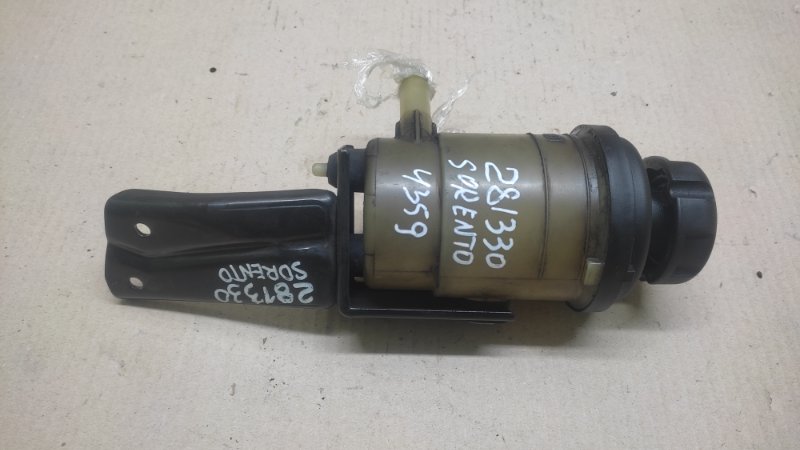 Бачок ГУР KIA SORENTO XM 09-14 2009 2.4 57150-2P000 Б/У