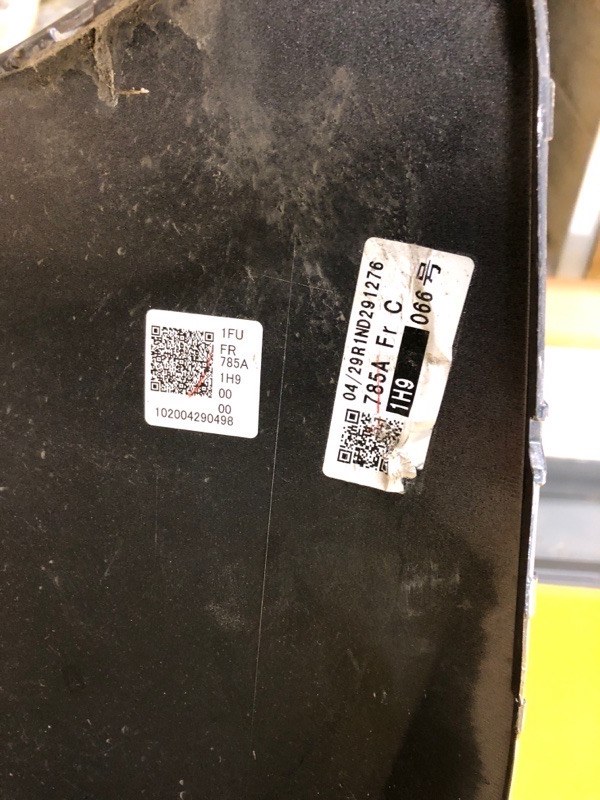 Бампер передний CT200 11-17