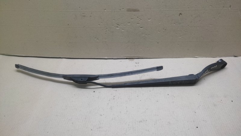 Поводок стеклоочистителя передний левый KIA SORENTO XM 09-14 2009 2.4 98310-1U000 Б/У