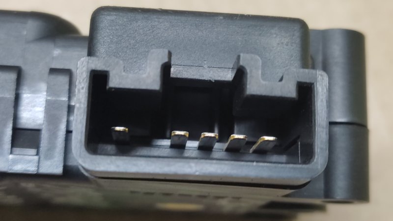 Моторчик заслонки печки CX-7 06-12 2008 2.3 L3