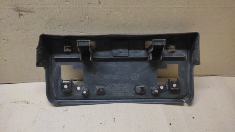 Площадка номерного знака CX-7 06-12 2008 2.3 L3