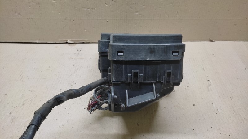 Блок предохранителей моторный отсек CX-7 06-12 2008 2.3 L3