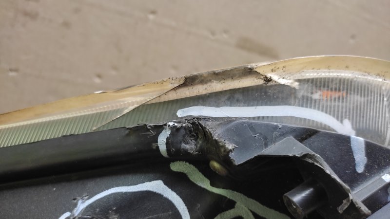 Фара правая CX-7 06-12 2008 2.3 L3