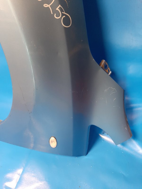 Крыло переднее левое NISSAN LEAF 10-17