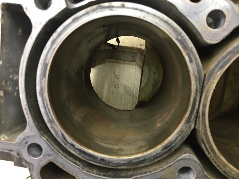 Блок двигателя G35 03-07 3.5 VQ35DE Блок двигателя G35 03-07 3.5 VQ35DE