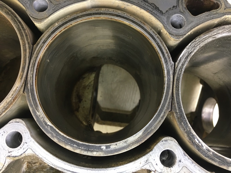 Блок двигателя G35 03-07 3.5 VQ35DE Блок двигателя G35 03-07 3.5 VQ35DE